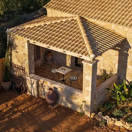 Le Tresor De Marie - Charming Traditional Retreat, By Zantewize * Gaitani