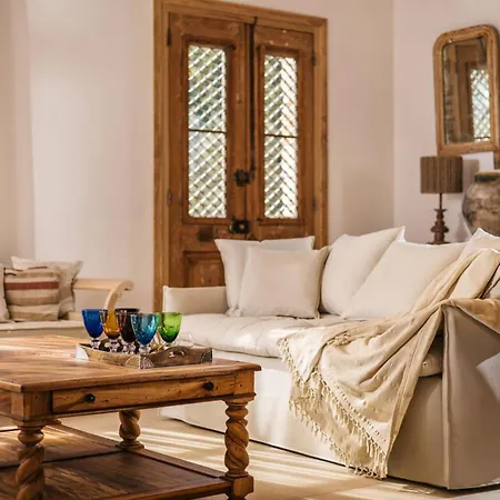 別荘 Le Tresor De Marie - Charming Traditional Retreat, By Zantewize *