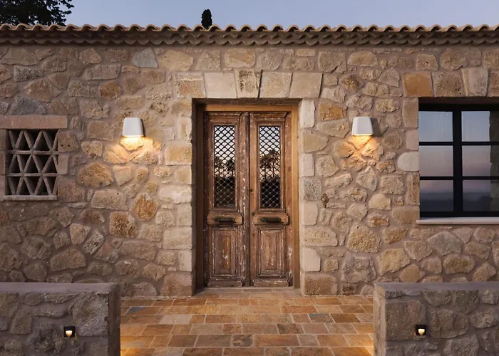 Le Tresor De Marie - Charming Traditional Retreat, By Zantewize * Gaitani