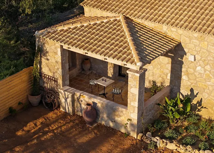 Le Tresor De Marie - Charming Traditional Retreat, By Zantewize * Gaitani