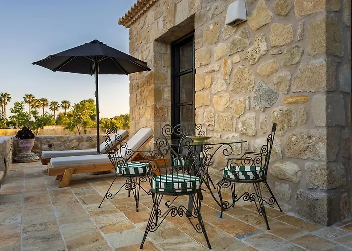 Le Tresor De Marie - Charming Traditional Retreat, By Zantewize *