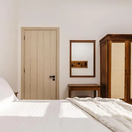 Le Tresor De Marie - Charming Traditional Retreat, By Zantewize Casa de Férias *