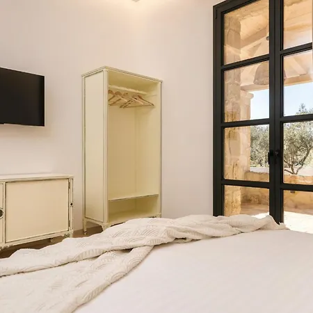 Le Tresor De Marie - Charming Traditional Retreat, By Zantewize بيت للعطل *